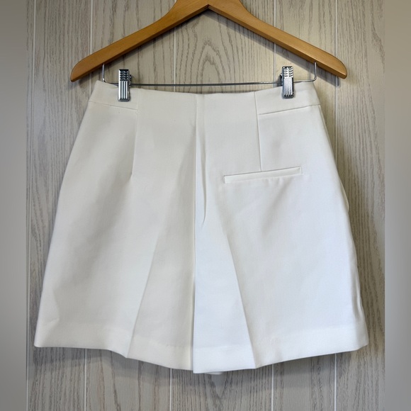 Zara White Sailor Shorts Gold Button Detail Size M - Picture 4 of 5
